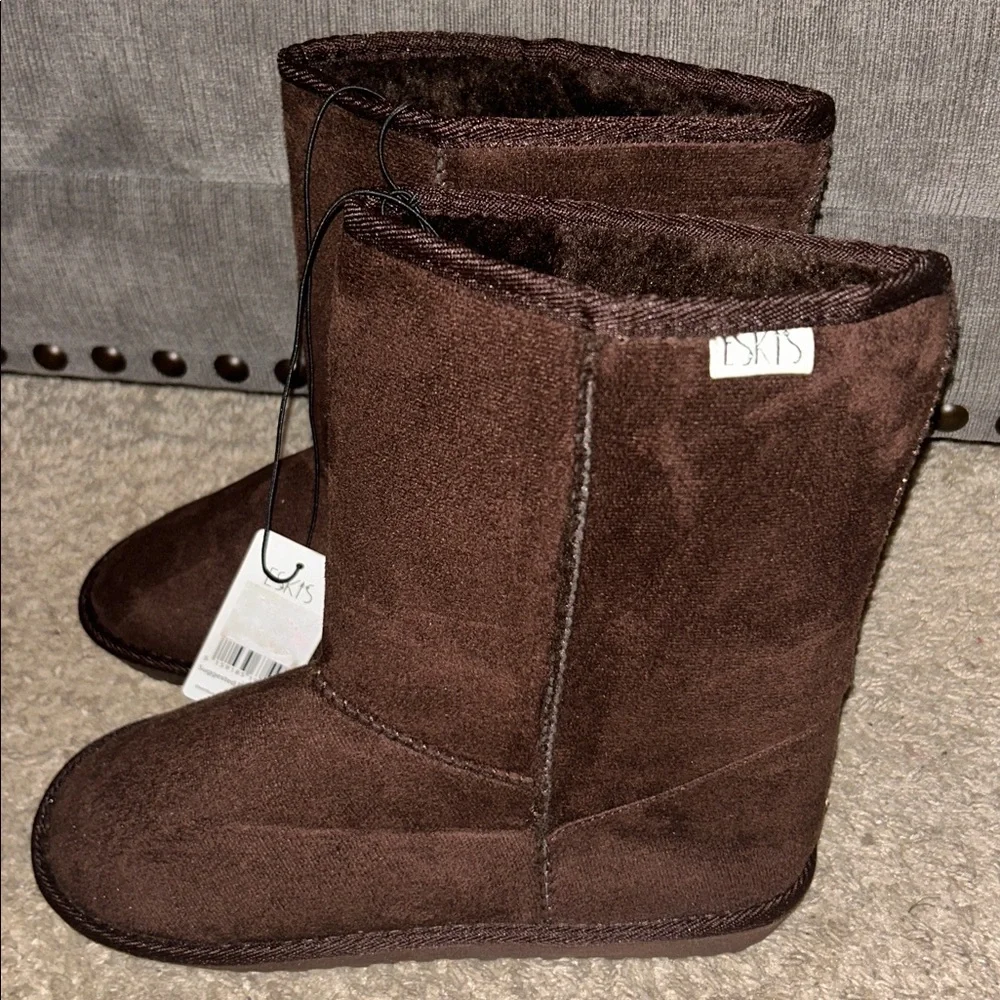 ESKIS Brown Boots Faux Fur Lined womens 8 NWT